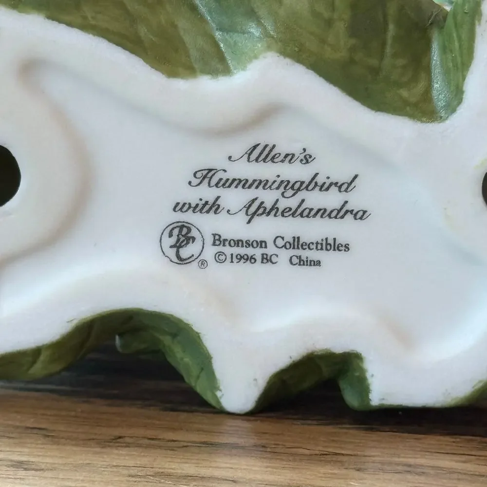 Vintage 1996 Bronson Collectibles Allens Hummingbird with Aphelandra Figurine 4